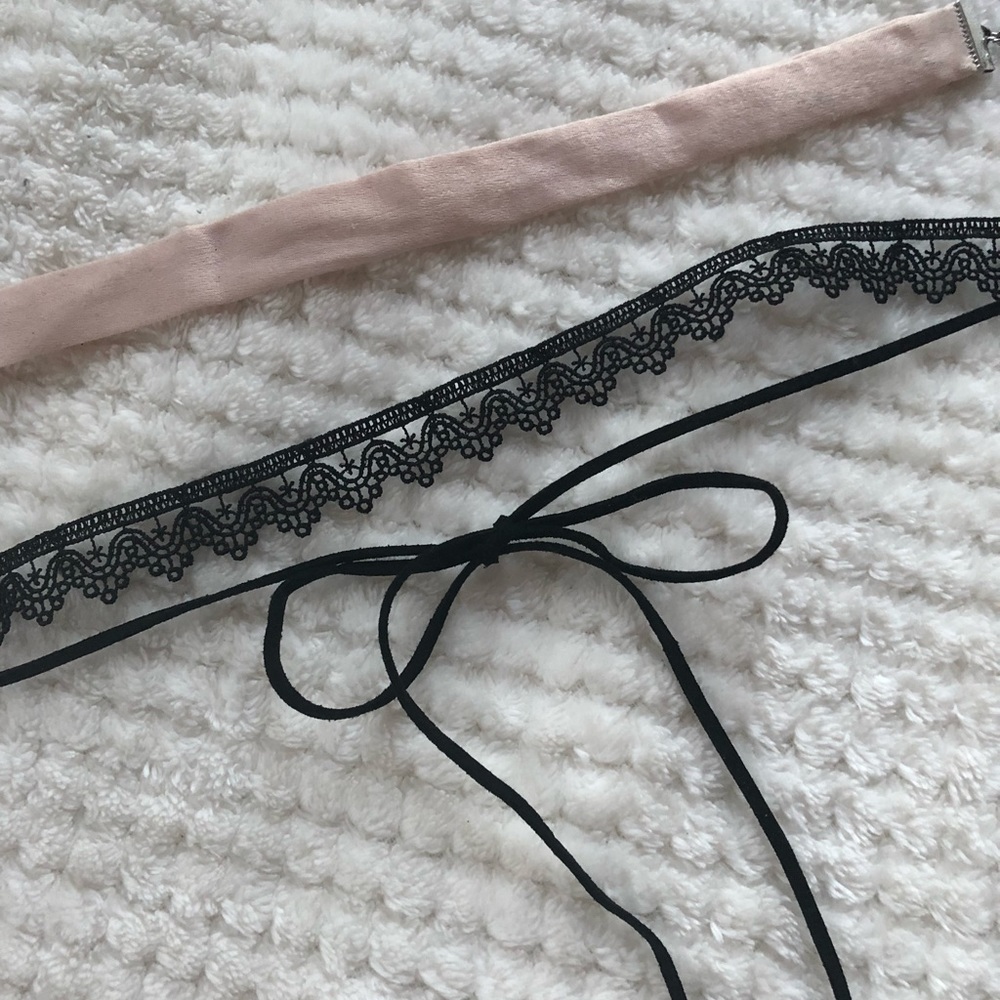 Brandy Melville Chokers